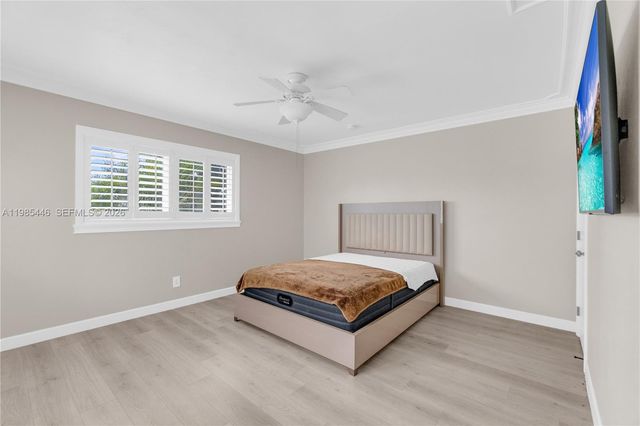 211 SE 1st Ter, Dania Beach, FL 33004