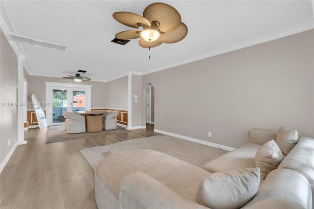 211 SE 1st Ter, Dania Beach, FL 33004