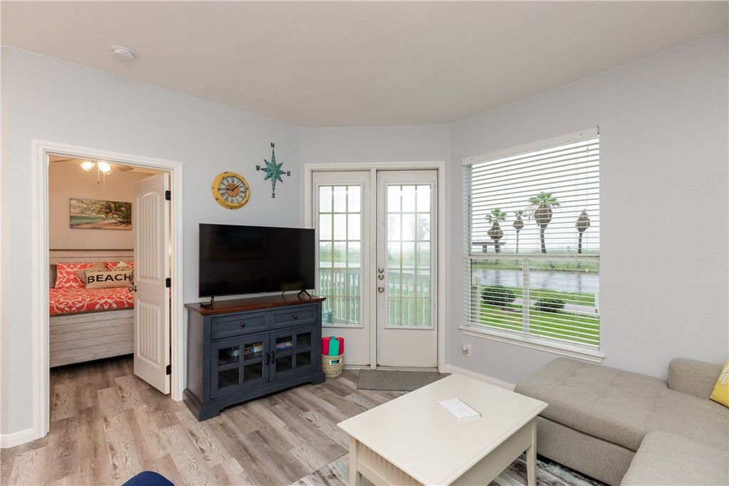 14721 Whitecap Blvd 128, Corpus Christi, TX 78418 — photo 4