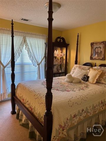 511 Cobblestone Circle, Bloomingdale, GA 31302