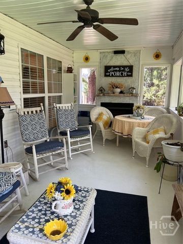 511 Cobblestone Circle, Bloomingdale, GA 31302