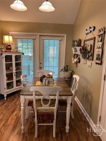 511 Cobblestone Circle, Bloomingdale, GA 31302