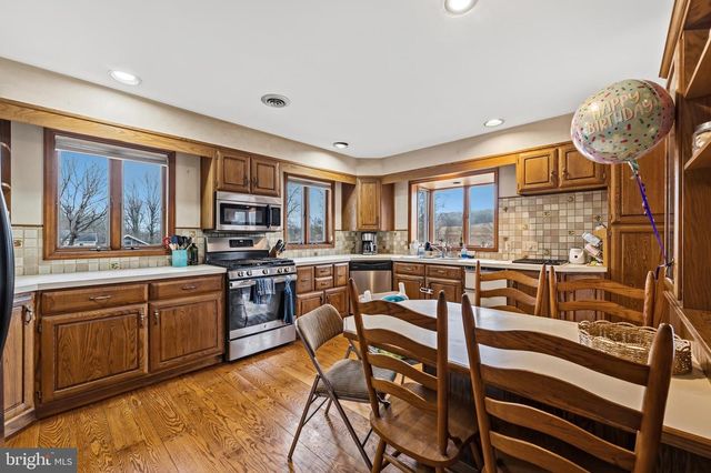 8849 KISTLER VALLEY RD, Kempton, PA 19529