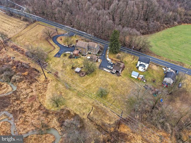 8849 KISTLER VALLEY RD, Kempton, PA 19529