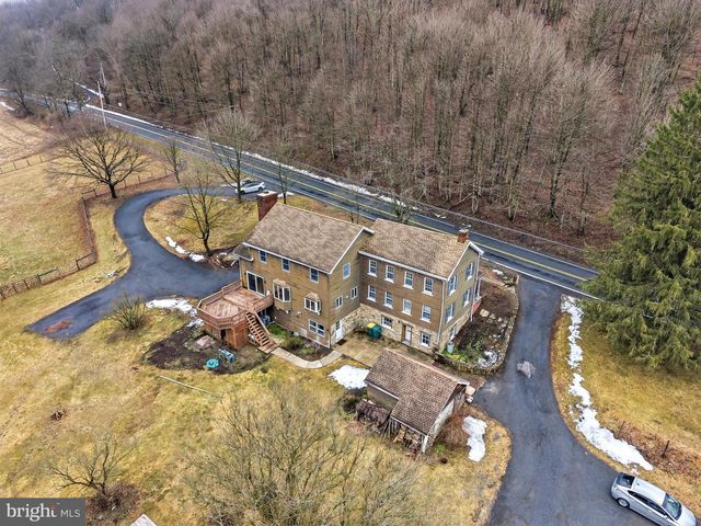 8849 KISTLER VALLEY RD, Kempton, PA 19529