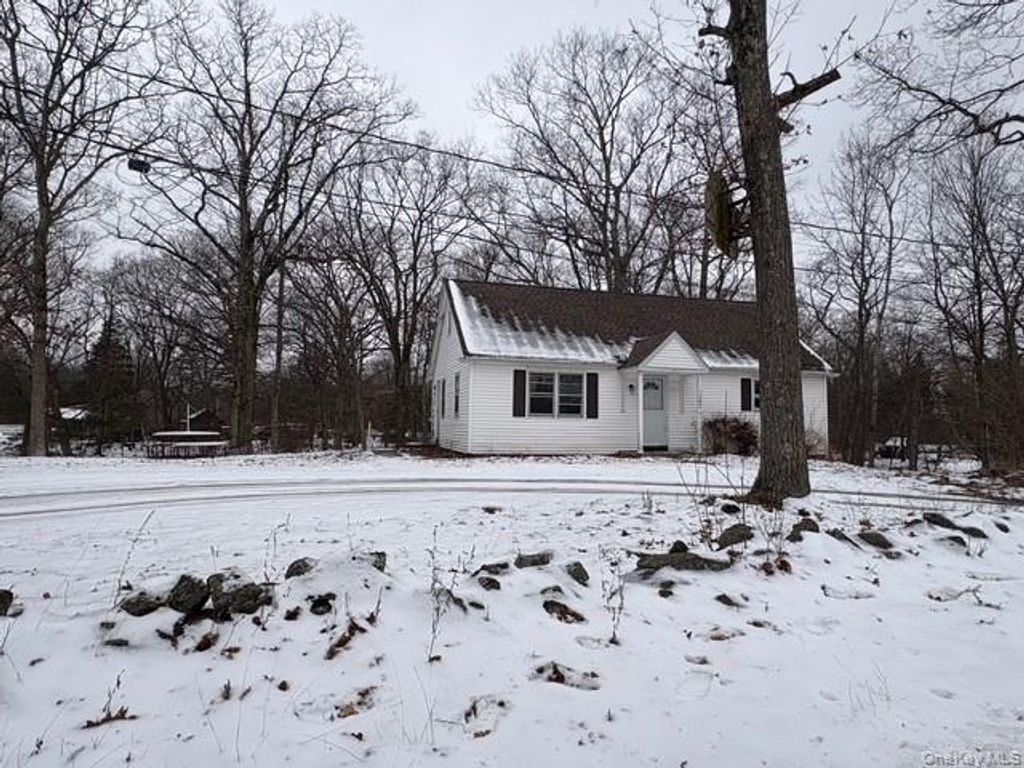 10 Balder Court, Monroe, NY 10950