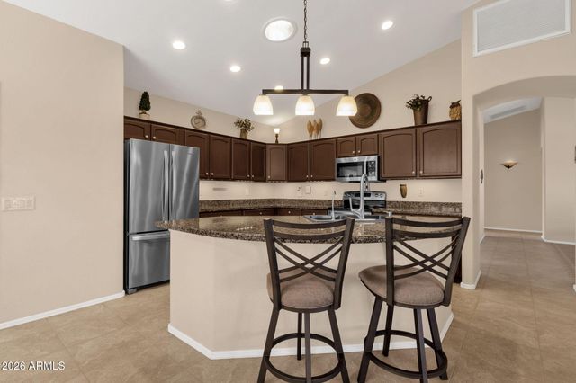 10234 E Arrowvale Drive, Sun Lakes, AZ 85248