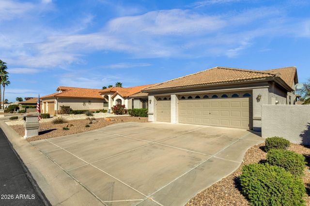 10234 E Arrowvale Drive, Sun Lakes, AZ 85248