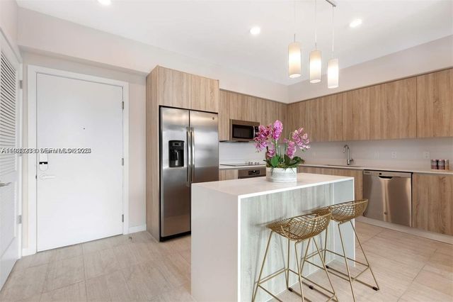 3900 Biscayne Blvd N-905, Miami, FL 33137