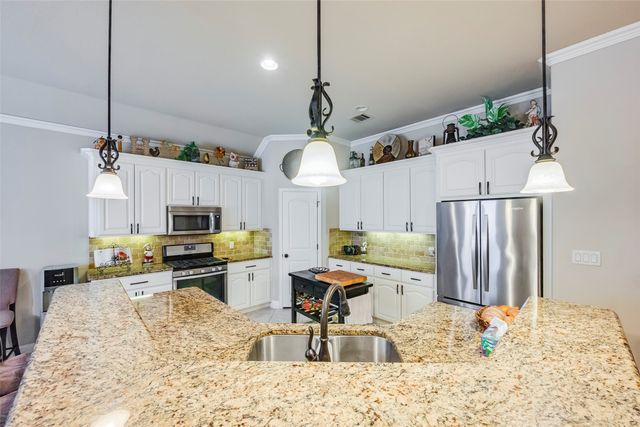 944 Virginia Lane, Saginaw, TX 76179