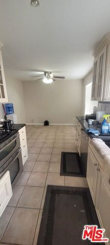 6908 Remmet Avenue 8, Los Angeles, CA 91303