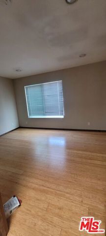 6908 Remmet Avenue 8, Los Angeles, CA 91303