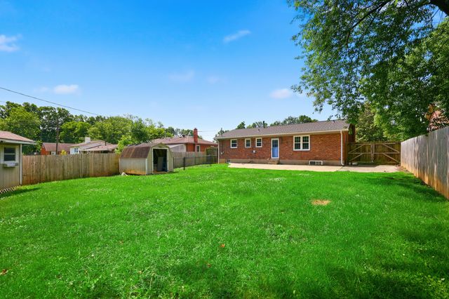 423 Plymouth Drive, Lexington, KY 40503