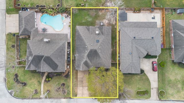 9211 Memorial Hills Drive, Spring, TX 77379