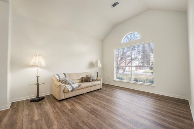 9211 Memorial Hills Drive, Spring, TX 77379