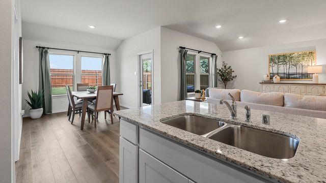 218 Van Horn Drive, Terrell, TX 75160