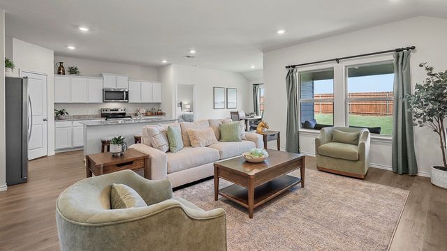 218 Van Horn Drive, Terrell, TX 75160