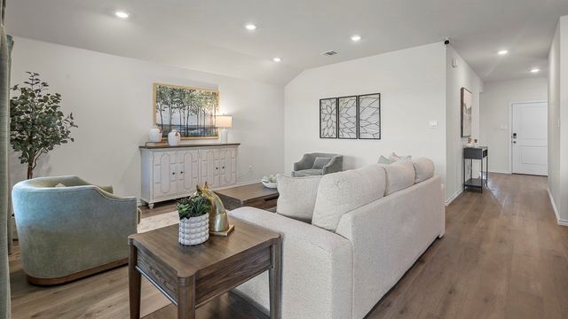 218 Van Horn Drive, Terrell, TX 75160