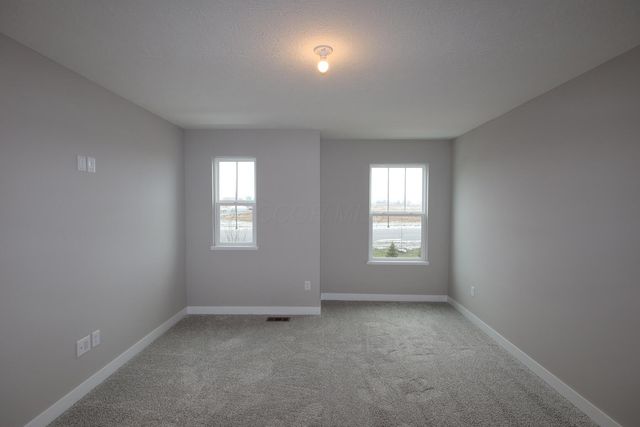 6928 Barksdale Drive, Dublin, OH 43016