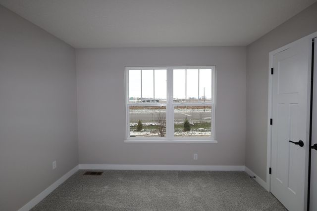 6928 Barksdale Drive, Dublin, OH 43016