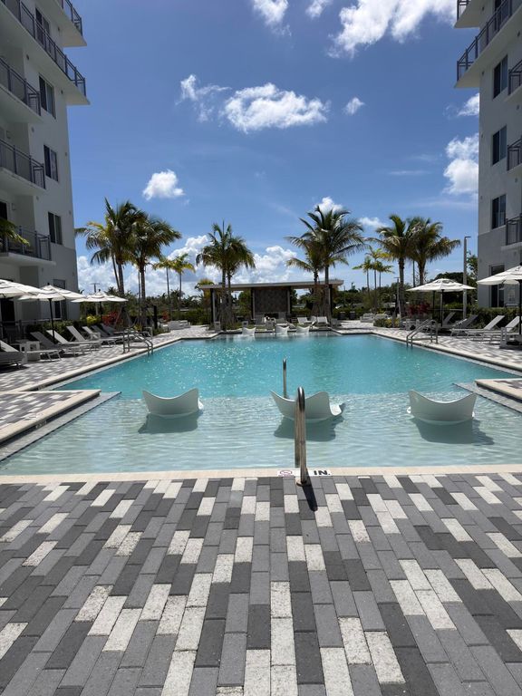 1710 N Congress Avenue, West Palm Beach, FL 33409