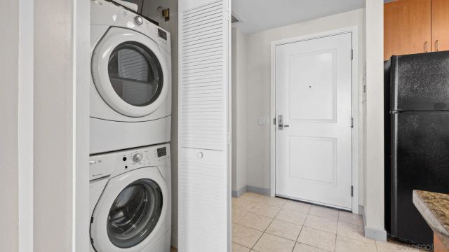 1080 Park 710, San Diego, CA 92101