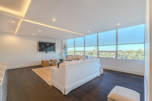 2701 Westheimer Road 6F, Houston, TX 77098