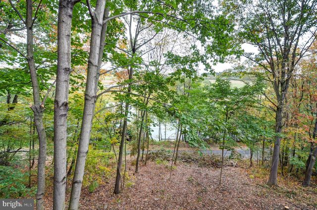314 MT VIEW LANE, Lenhartsville, PA 19534