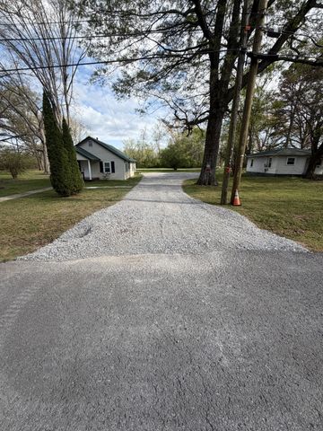420 E Monroe St, Tullahoma, TN 37388