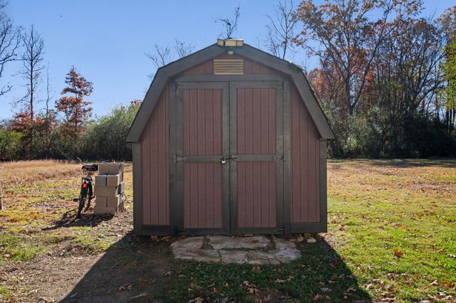 420 E Monroe St, Tullahoma, TN 37388