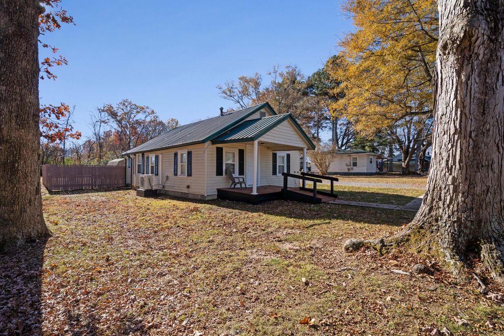 420 E Monroe St, Tullahoma, TN 37388