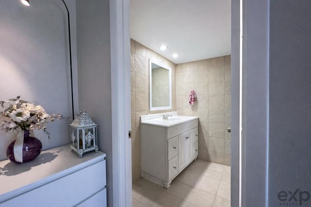 1008 10th Way, West Palm Beach, FL 33407