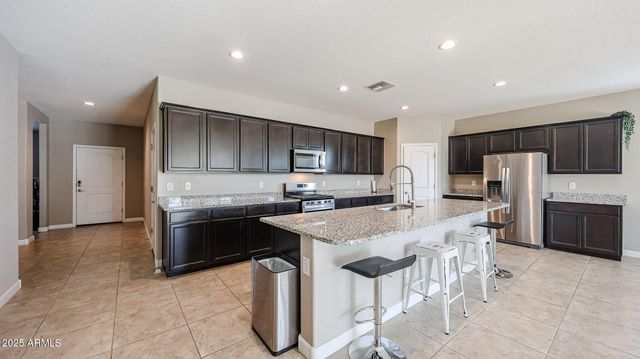 30787 W EARLL Drive, Buckeye, AZ 85396