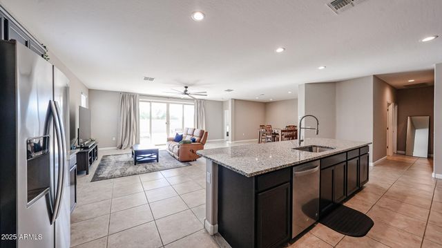 30787 W EARLL Drive, Buckeye, AZ 85396