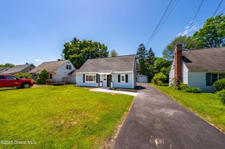 2095 Fiero Avenue, Rotterdam, NY 12303