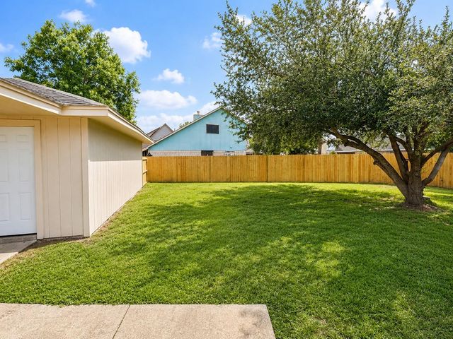 15950 Chimney Rock Road, Missouri City, TX 77489