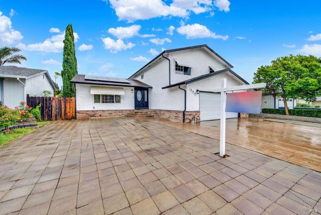 308 Plantation Way, Vacaville, CA 95687