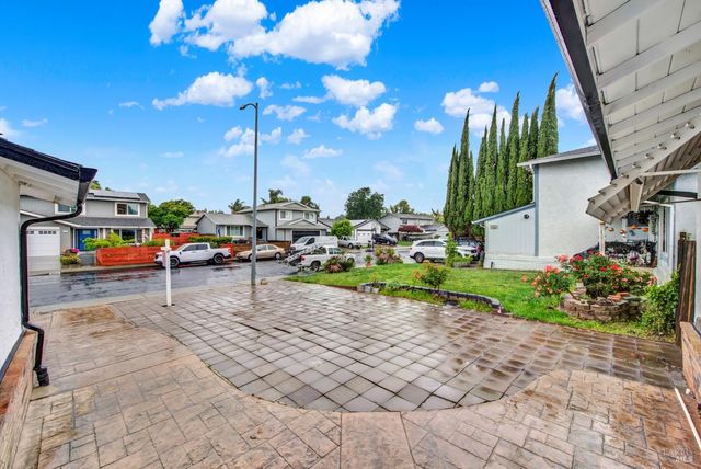 308 Plantation Way, Vacaville, CA 95687