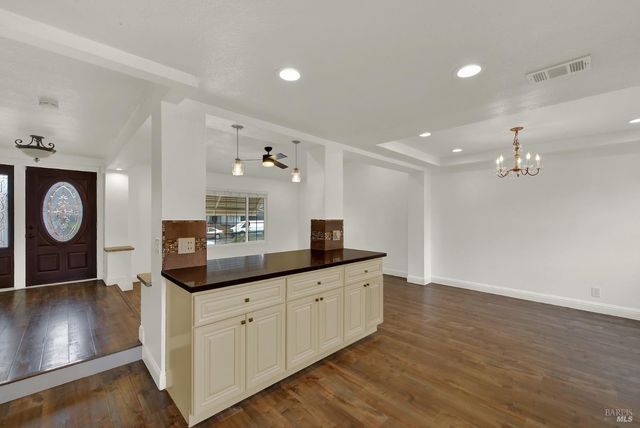 308 Plantation Way, Vacaville, CA 95687