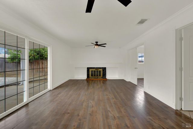 308 Plantation Way, Vacaville, CA 95687