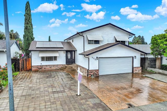 308 Plantation Way, Vacaville, CA 95687