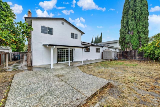 308 Plantation Way, Vacaville, CA 95687