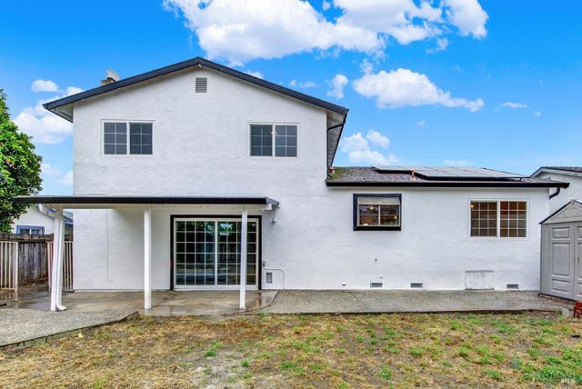 308 Plantation Way, Vacaville, CA 95687