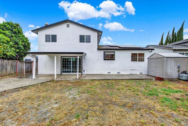 308 Plantation Way, Vacaville, CA 95687