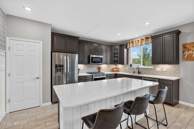 2889 WINDSOR LAKES Way, Green Cove Springs, FL 32043