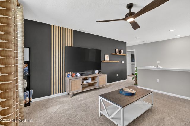 2889 WINDSOR LAKES Way, Green Cove Springs, FL 32043