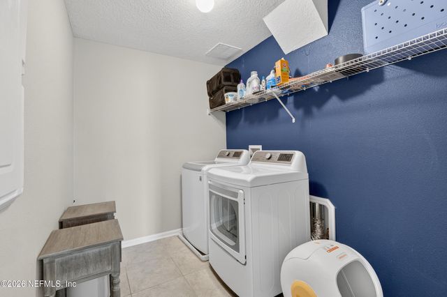 2889 WINDSOR LAKES Way, Green Cove Springs, FL 32043