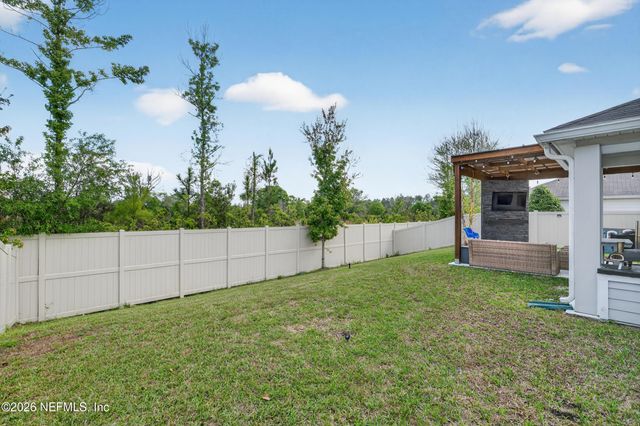 2889 WINDSOR LAKES Way, Green Cove Springs, FL 32043