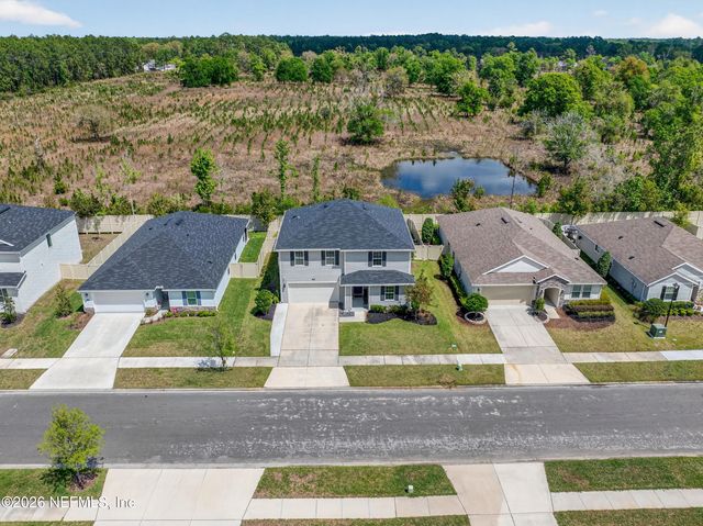 2889 WINDSOR LAKES Way, Green Cove Springs, FL 32043
