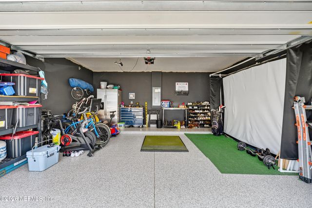 2889 WINDSOR LAKES Way, Green Cove Springs, FL 32043